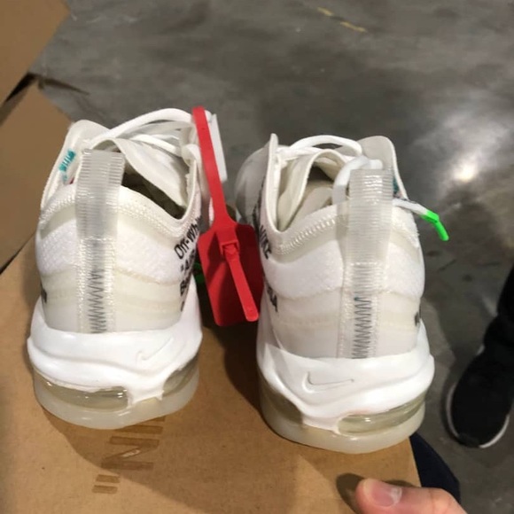 Air max 97 off white size 7.5, Ds, have receipt - Picture 5 of 8